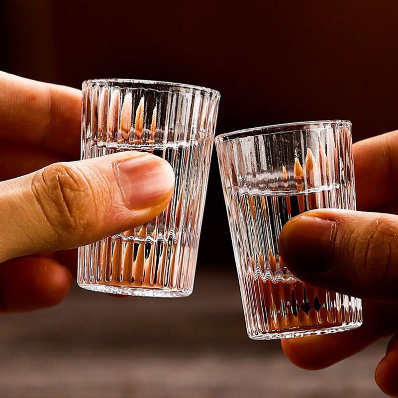 6pcs 세트 20ml 줄무늬 외국 와인 유리 작은 용 - Old Fashioned Glass 리뷰 및 가격